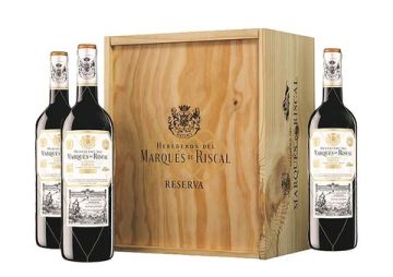 Rioja Reserva 2017 Marqués de Riscal Red wine, 75cl (3 Bottles in Wooden Box)